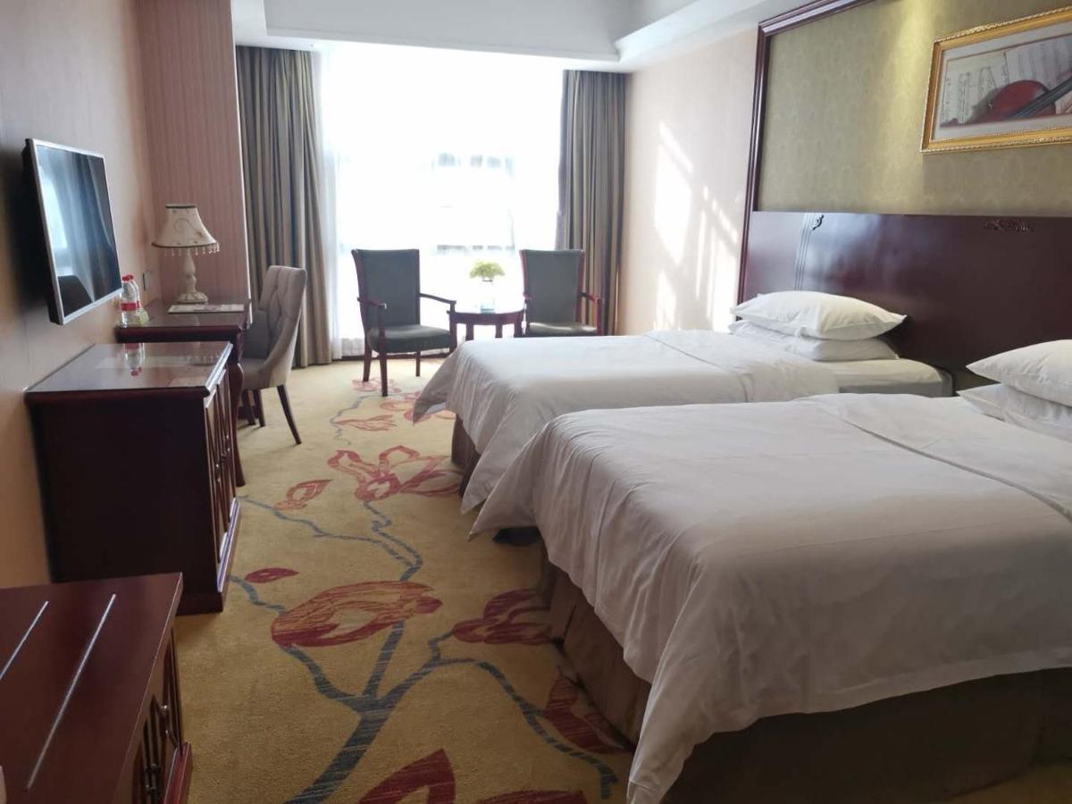 Vienna Hotel Chaozhou Plaza Kültér fotó